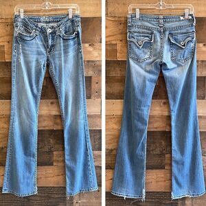 Miss Me Back Flap Pocket Bootcut Jeans Light Denver Wash Size 27